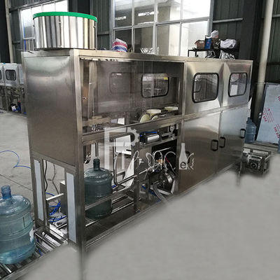 Ligne remplissante de l'eau de seau de 120 BPH fournisseur