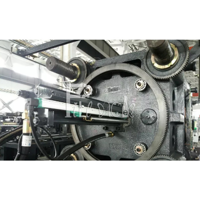 Machine en plastique horizontale de moulage par injection de la préformation 2600KN pour le servo de seau d'ANIMAL FAMILIER conduit fournisseur