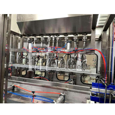 3 dans la 1 eau minérale de Monoblock rinçant la bouteille en plastique de capsulage remplissante de la machine 900BPH 10L fournisseur