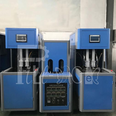 3 dans la 1 eau minérale de Monoblock rinçant la bouteille en plastique de capsulage remplissante de la machine 900BPH 10L fournisseur