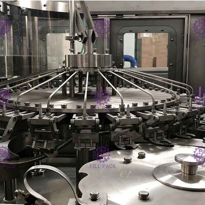 machine d'embouteillage 3 de l'eau 2L minérale dans 1 ligne remplissante potable 4000BPH d'ANIMAL FAMILIER de Monoblock fournisseur