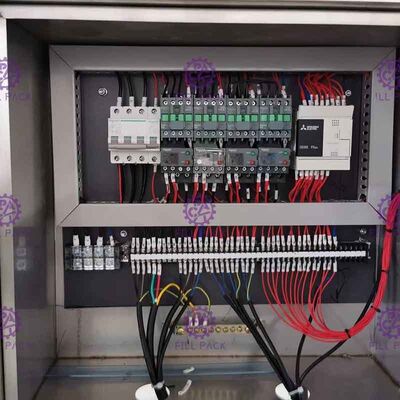 Valve automatique de l'opération Sus304 buvant la machine de traitement de l'eau du RO 4000lph fournisseur