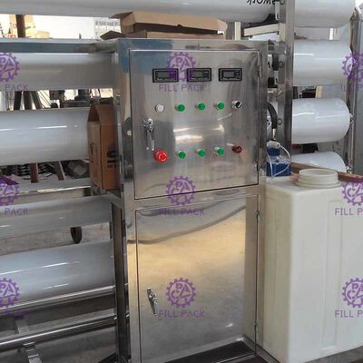 usine de purification d'eau du RO 4TPH avec le mètre de l'unité TDS de CIP fournisseur