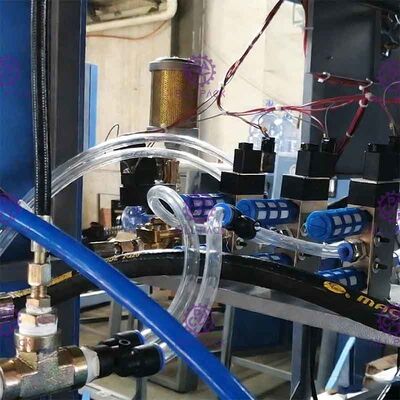 3 gallons 5 gallons 10 litres de 15l 20l 120bph de machine de soufflement de bouteille semi automatique d'animal familier fournisseur