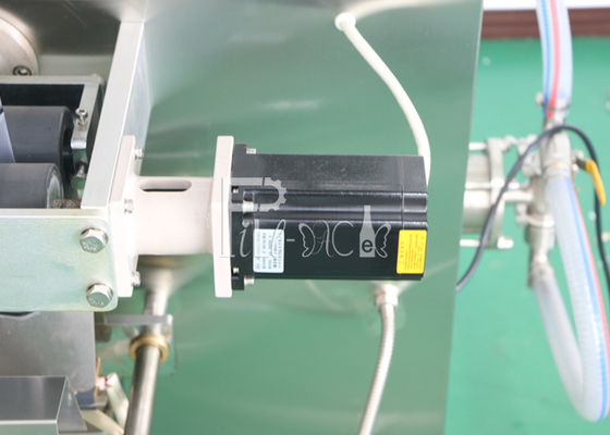 Machine de remplissage sanitaire de l'eau de sachet de jus fournisseur