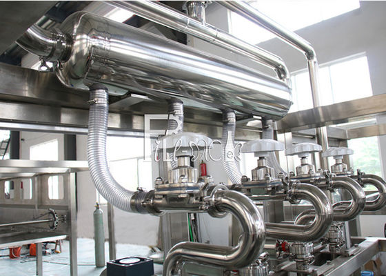 Solides solubles 304 machine de remplissage de pot de 20 litres avec la machine à étiquettes fournisseur