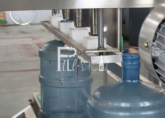 SUS 304 de l'eau minérale machine de remplissage de l'eau de 5 gallons fournisseur