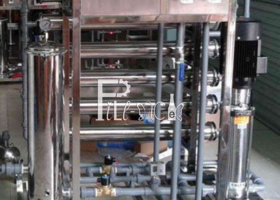 Membrane SS304 logeant l'installation de traitement du RO 1500LPH fournisseur