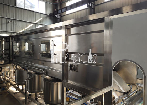 machine de remplissage pure de l'eau de 1000BPH Monoblock fournisseur
