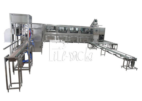 Eau potable 3 dans 1 machine d'embouteillage de l'eau 1000BPH minérale fournisseur