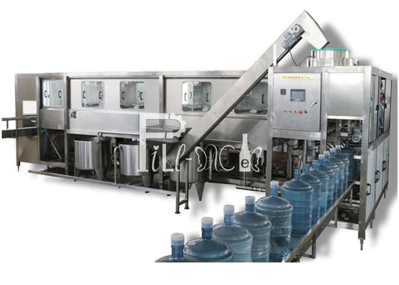 Eau potable 3 dans 1 machine d'embouteillage de l'eau 1000BPH minérale fournisseur