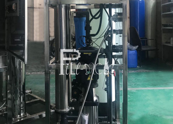 Membrane SS304 logeant l'installation de traitement du RO 1500LPH fournisseur