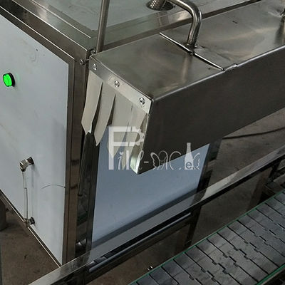 3.4*0.78*1.95m 3 dans 1 ligne remplissante de gallon de 120 BPH fournisseur