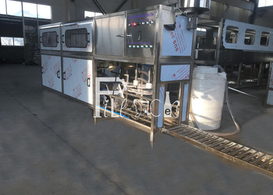machine de remplissage du gallon SUS304 de 3400*780*1950mm fournisseur