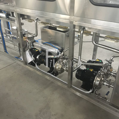L'eau alcaline chaude rinçant la ligne remplissante de gallon de 120 BPH fournisseur