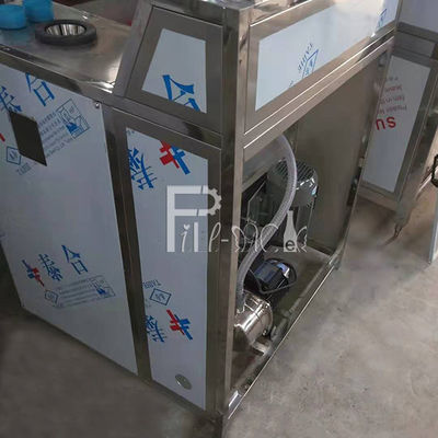 3.4*0.78*1.95m 3 dans 1 ligne remplissante de gallon de 120 BPH fournisseur
