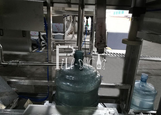 200BPH machine de remplissage de 5 gallons avec le joint de décapsuleur fournisseur