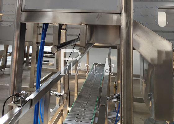 Machine de remplissage de l'eau potable 1200BPH de l'acier inoxydable 304 fournisseur