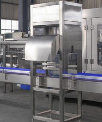 3 têtes machine automatique de découpage de seaux 1500 bph fournisseur