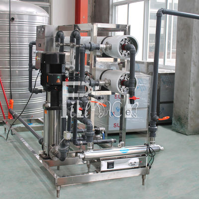 Valve automatique de l'opération Sus304 buvant la machine de traitement de l'eau du RO 4000lph fournisseur