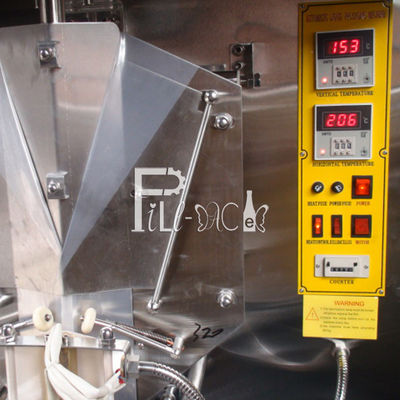 Machine de remplissage automatique de l'eau du sachet 50-500ml de stérilisation de film fournisseur