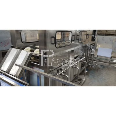 300BPH machine de capsulage remplissante de la bouteille 3 d'eau en bouteille en plastique automatique du gallon 18.9L fournisseur