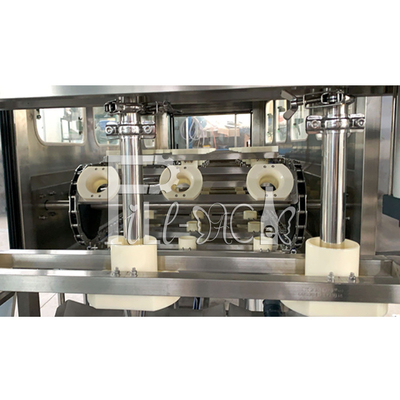 Capsulage remplissant de lavage mis en bouteille automatique de l'eau pure de machine de remplissage du gallon 450BPH fournisseur