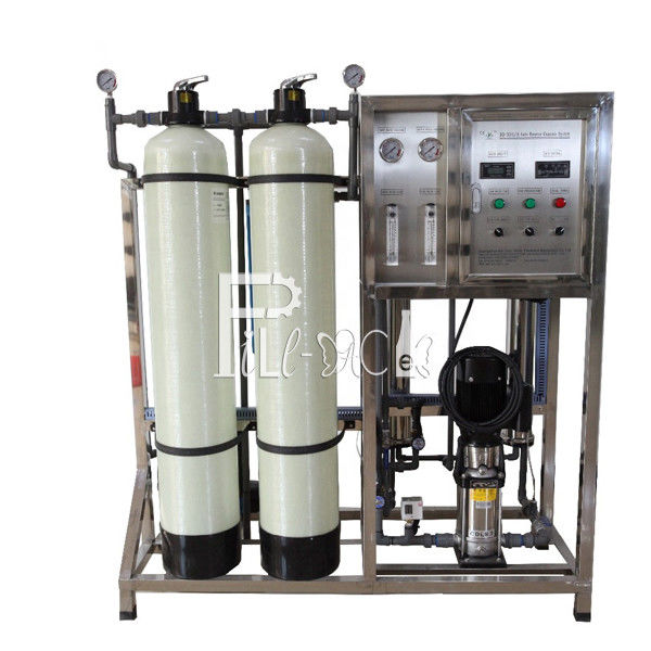 Membrane SS304 logeant l'installation de traitement du RO 1500LPH fournisseur