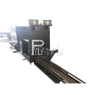 Les doubles portes-bouteilles rayent 300BPH machine de remplissage de 3 gallons